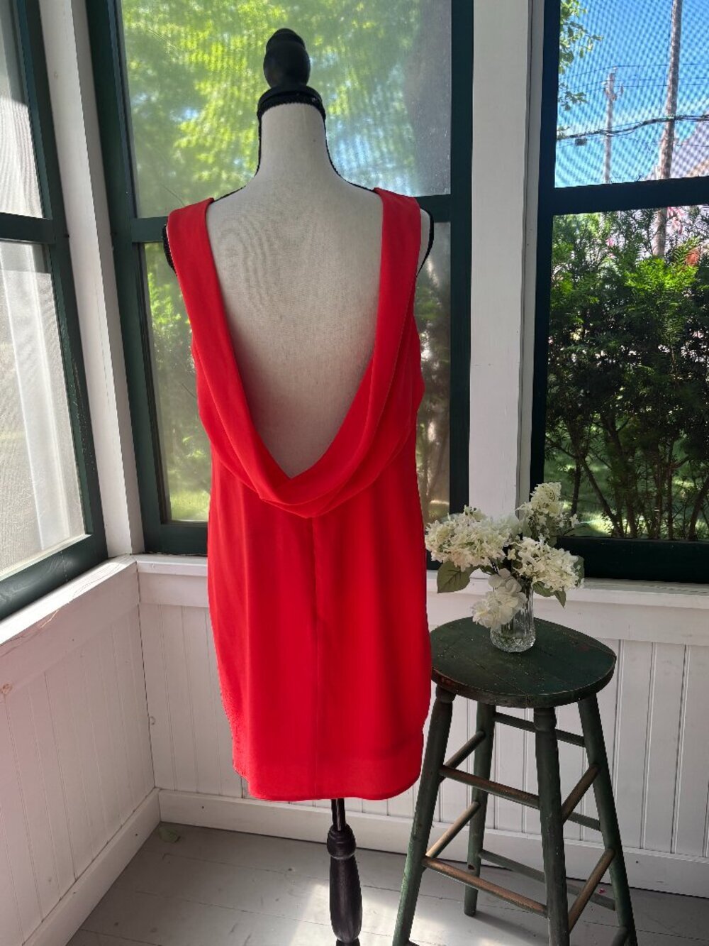 BCBG Max Azria Ellie Cocktail Mini Dress | BT. Poppy | Size 6 | Like New